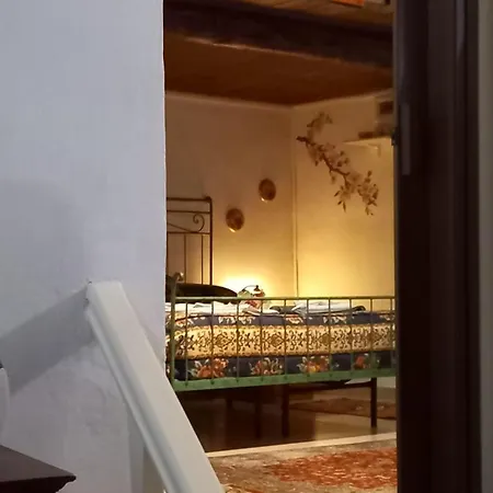 Apartamento La Dimora Del 1700 *